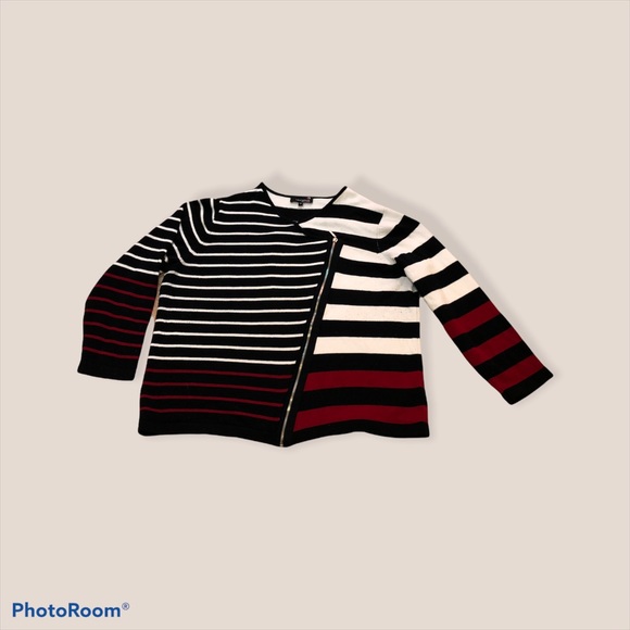 Laura Plus Petite Long Sleeve Bouse - Picture 4 of 4